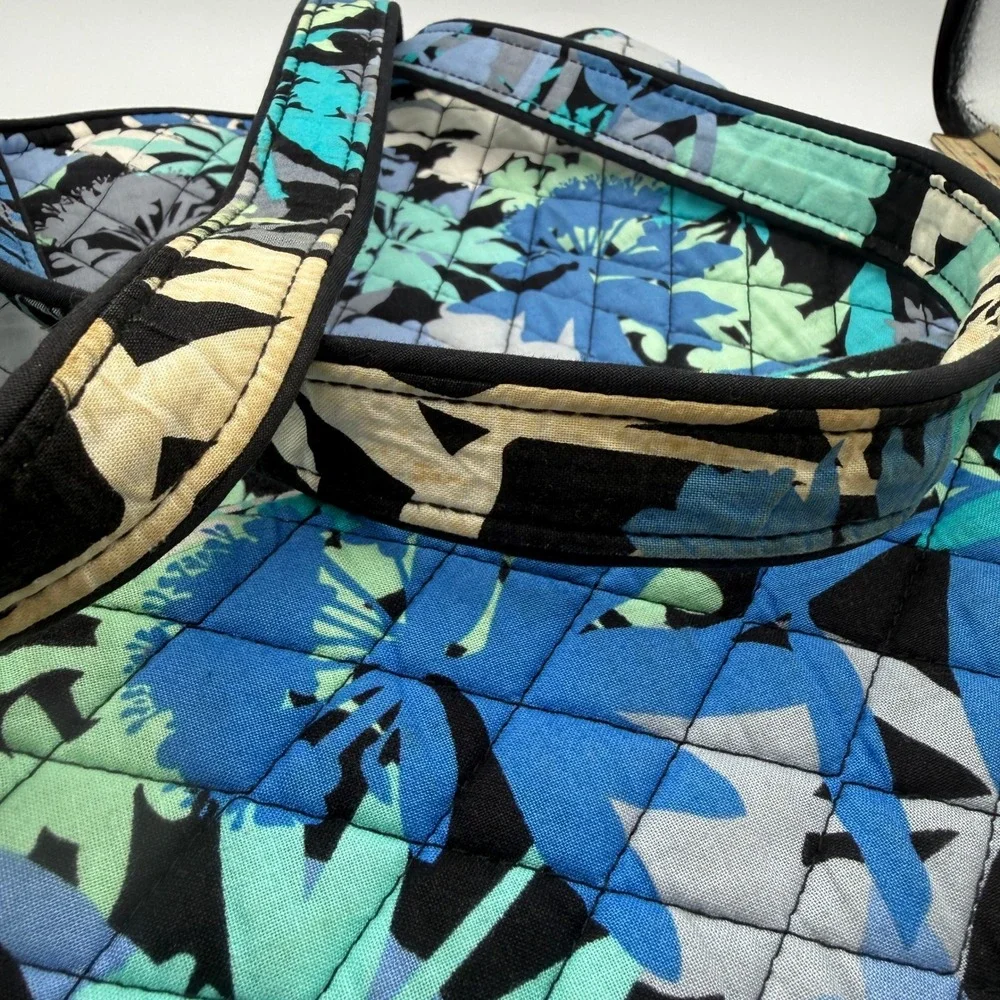 Vera Bradley Tote Bag Womens Medium Blue Floral Camofloral Quilted Cotton